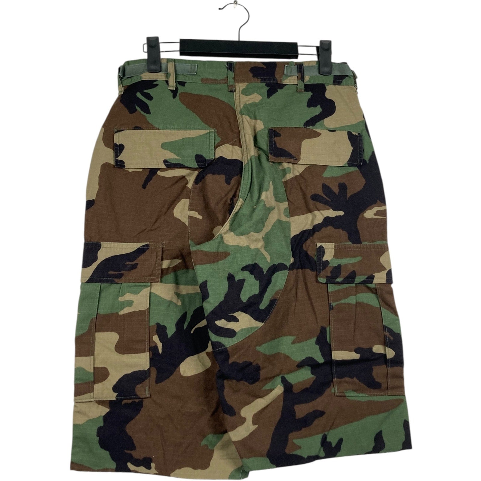 Vintage Camo Cargo Shorts 30