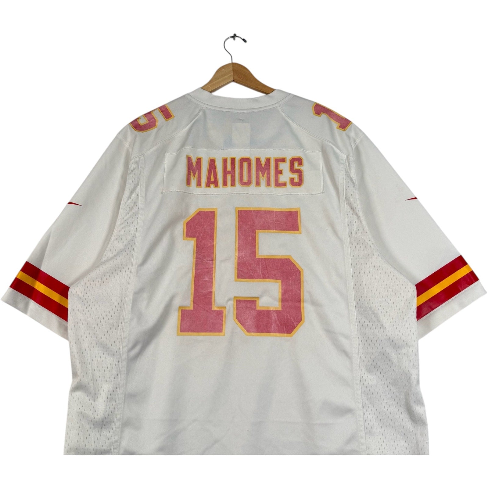 Vintage Nike Kansas City Chiefs Patrick Mahomes #15 NFL Jersey
