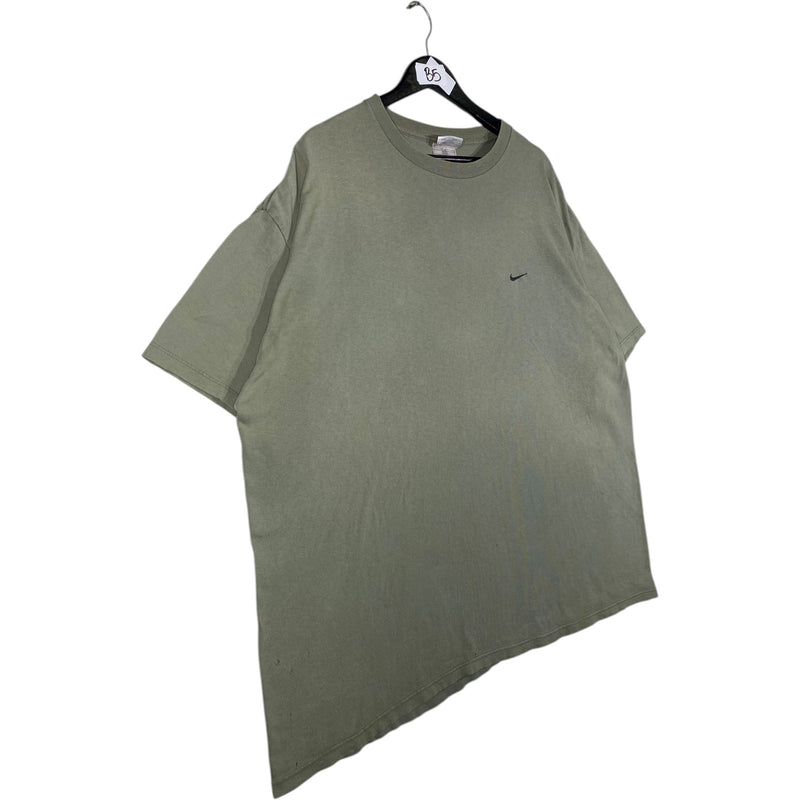Vintage Nike Solid T-Shirt