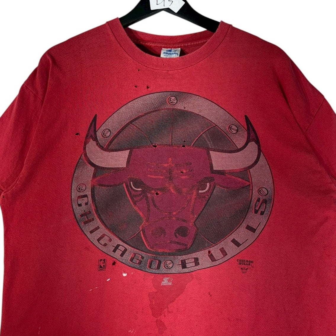 Vintage Starter Chicago Bulls NBA Graphic T-Shirt