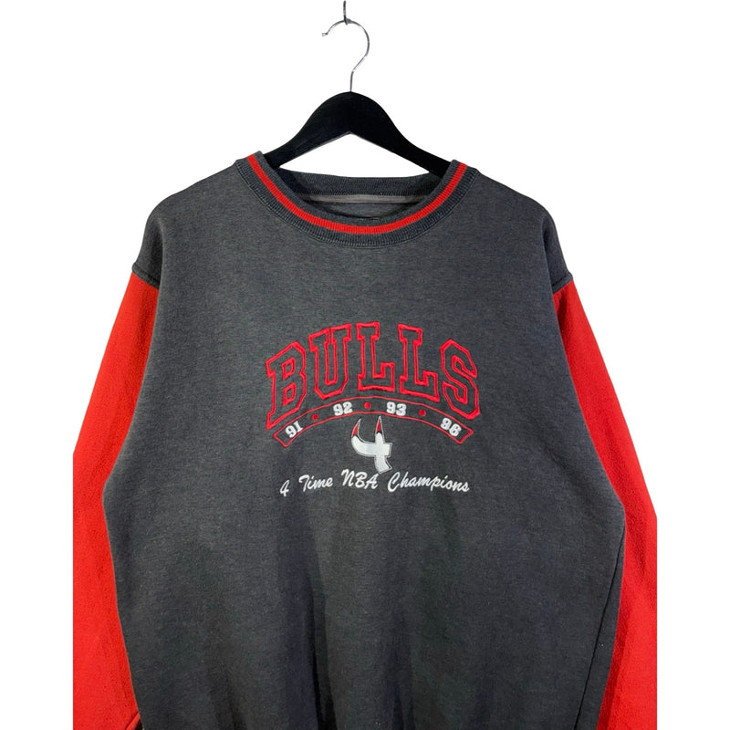 Vintage Logo 7 Chicago Bulls Sweatshirt Crewneck
