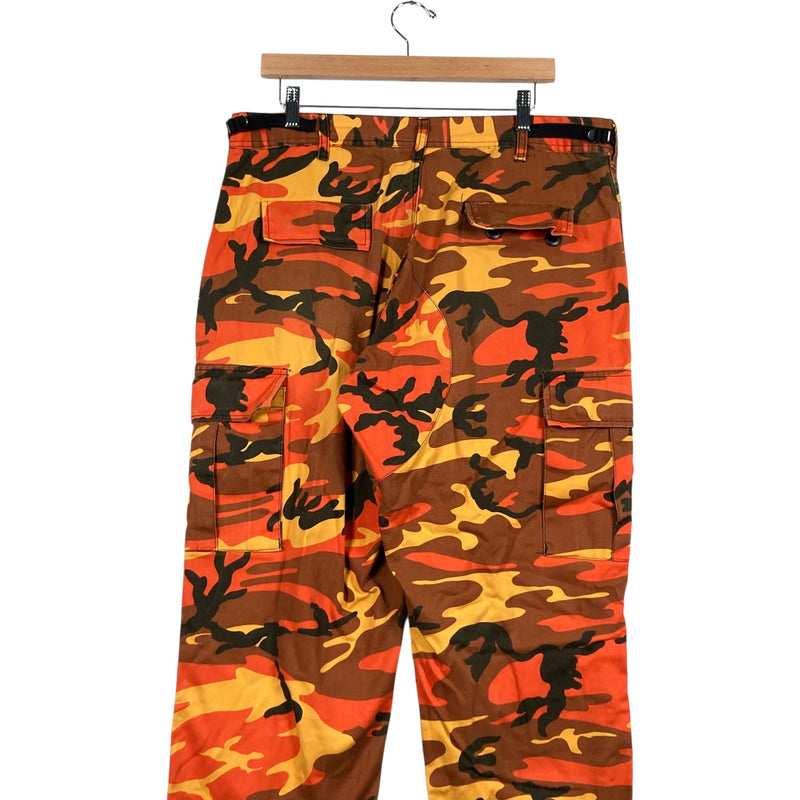 Vintage Camouflage Adjustable Cargo Pants 34x30