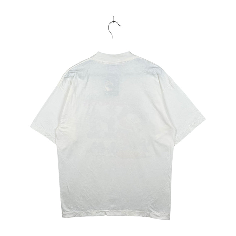 Vintage Garfield London Tower Bridge UK T-Shirt