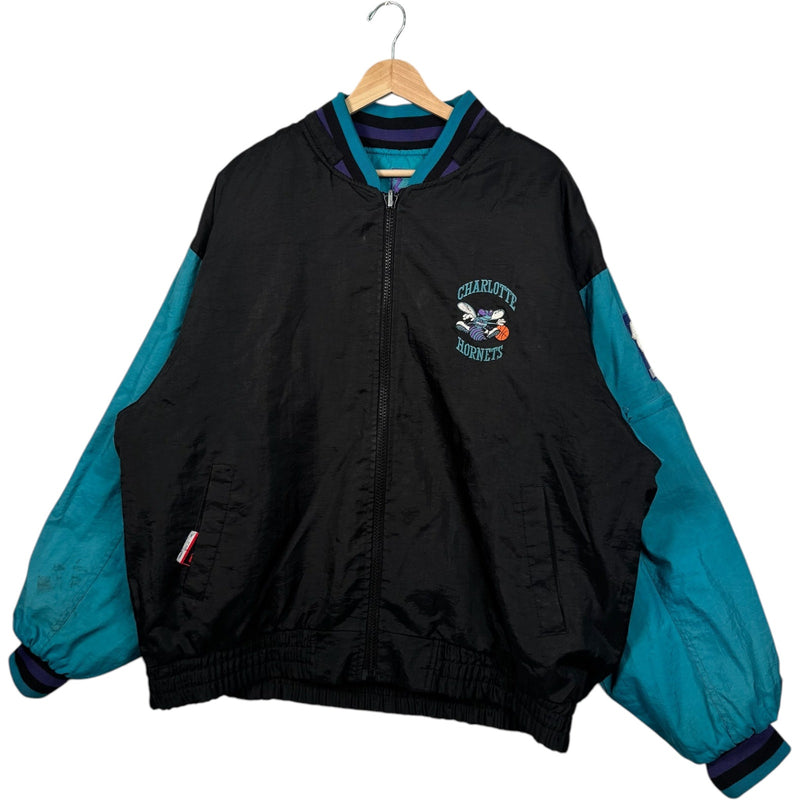 Vintage Pro Player Charlotte Hornets Reversible Puffer Jacket