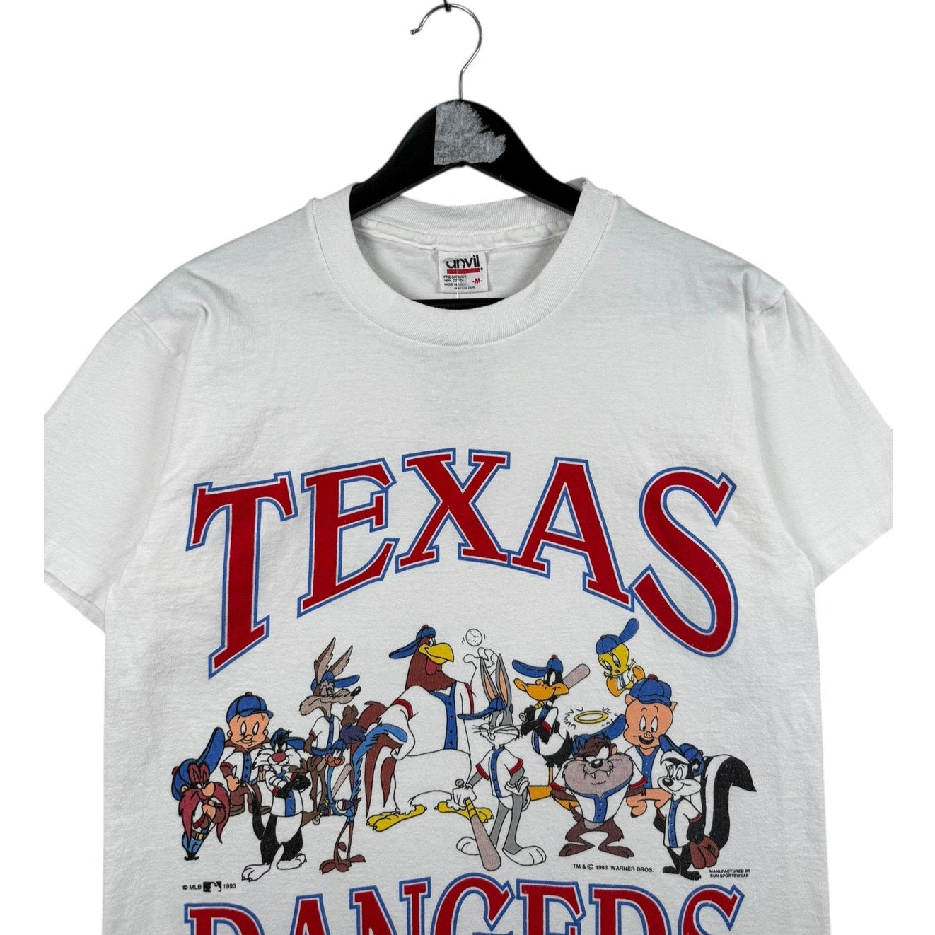 Vintage Texas Rangers Looney Tunes MLB T-Shirt