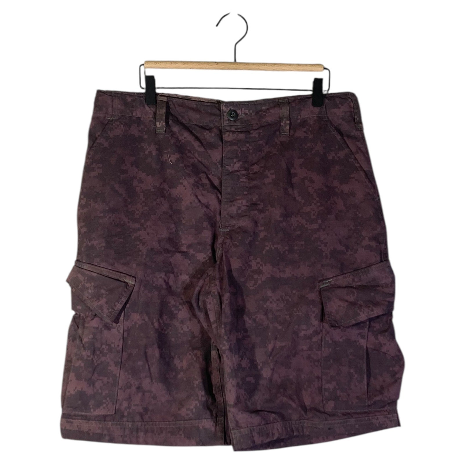 Vintage Camouflage Cargo Pockets Shorts 34x12