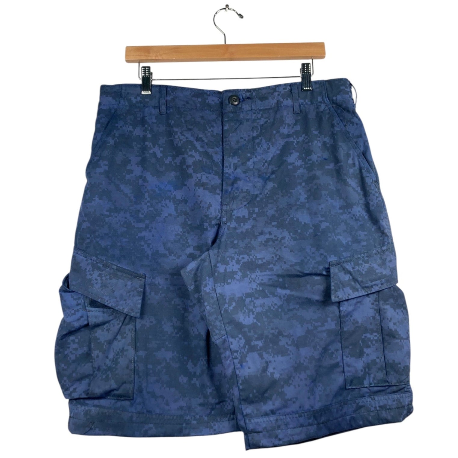 Vintage Camo Cargo Shorts 34