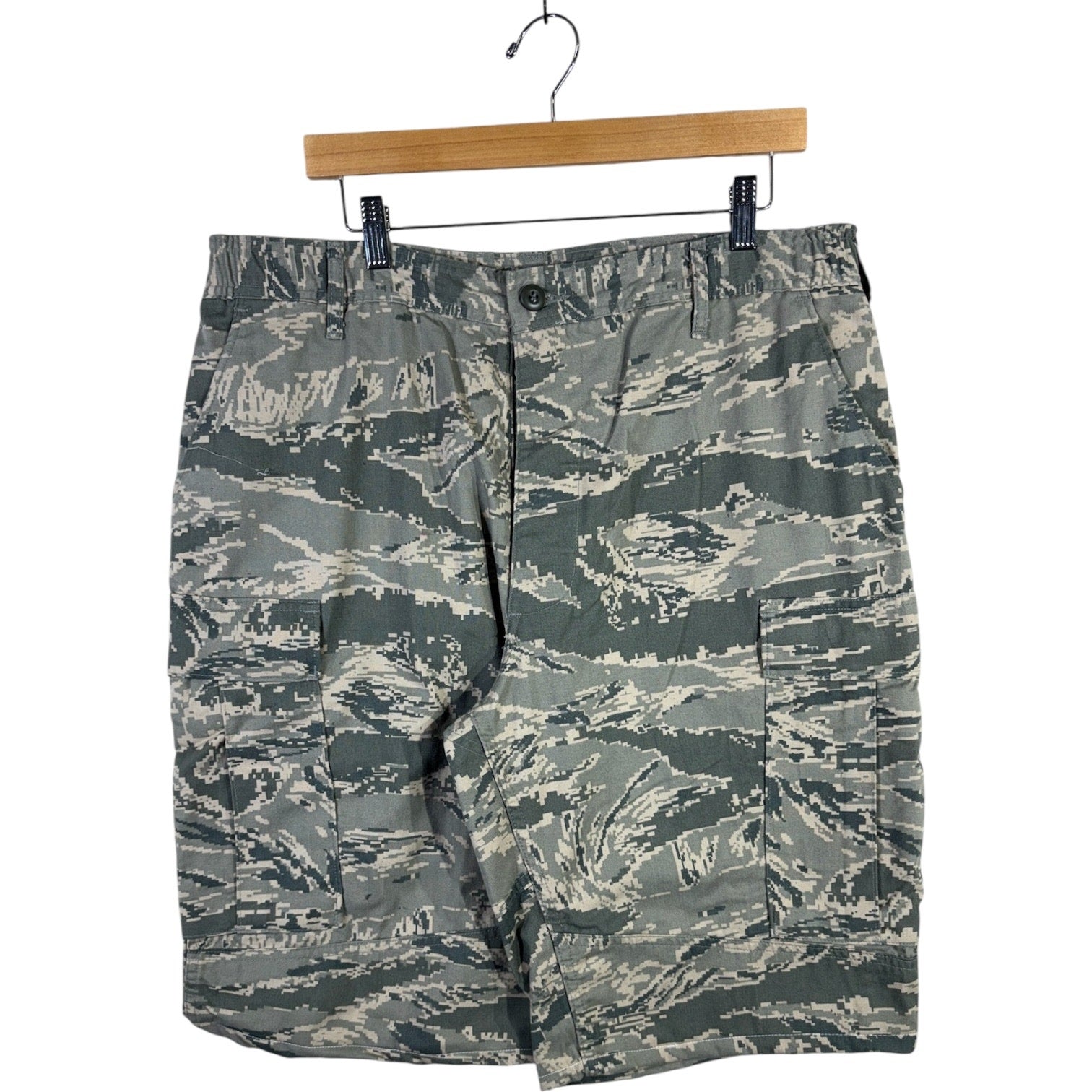 Vintage Tiger Stripe Camouflage Cargo Shorts 38