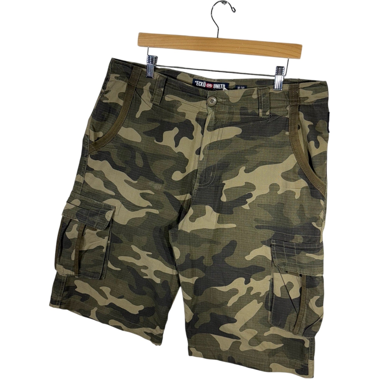 Vintage Y2K Ecko Unlimited Camo Cargo Shorts 34x12