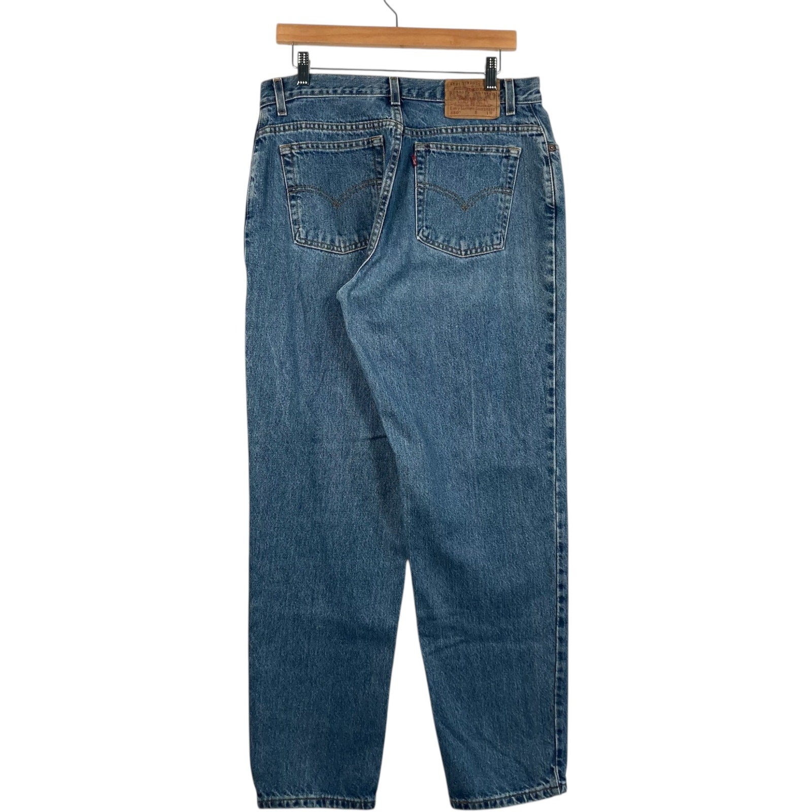 Vintage Levi's 550 Relaxed Fit Tapered Leg Jeans 33x30