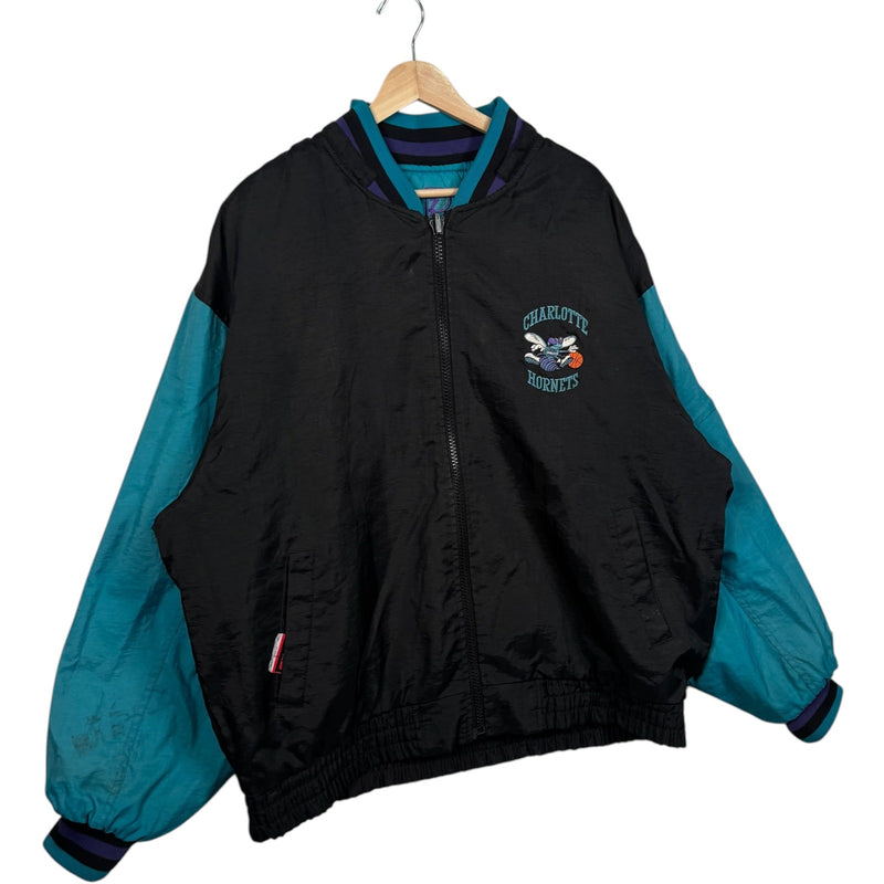 Vintage Pro Player Charlotte Hornets Reversible Puffer Jacket