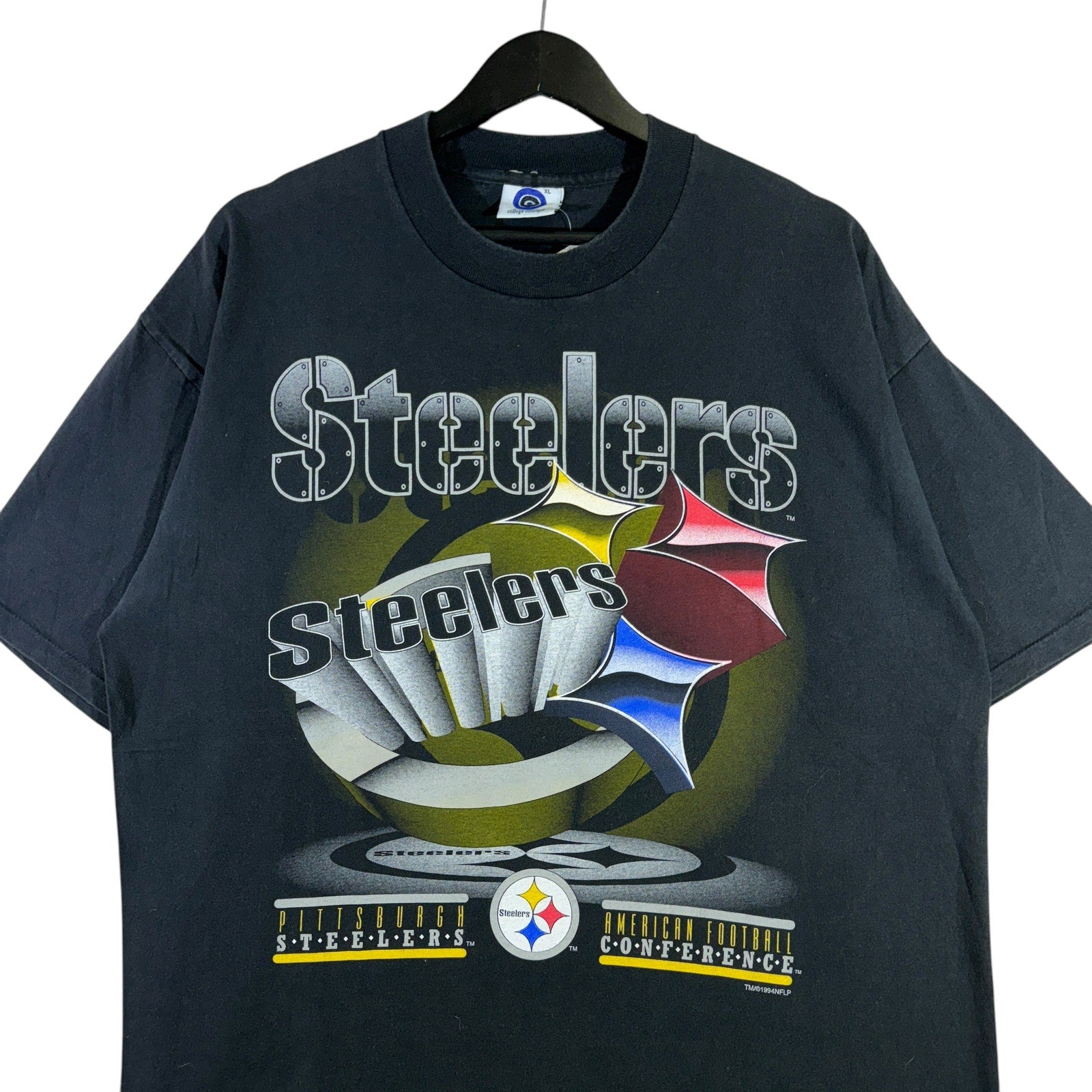 Vintage Pittsburgh Steelers Big Team Logo NFL Tee