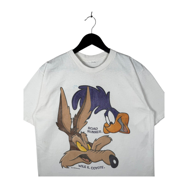 Vintage Looney Tunes Road Runner Wile E. Coyote T-Shirt