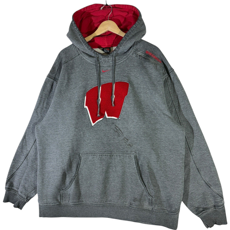 Vintage University Of Wisconsin Badgers Nike Hoodie