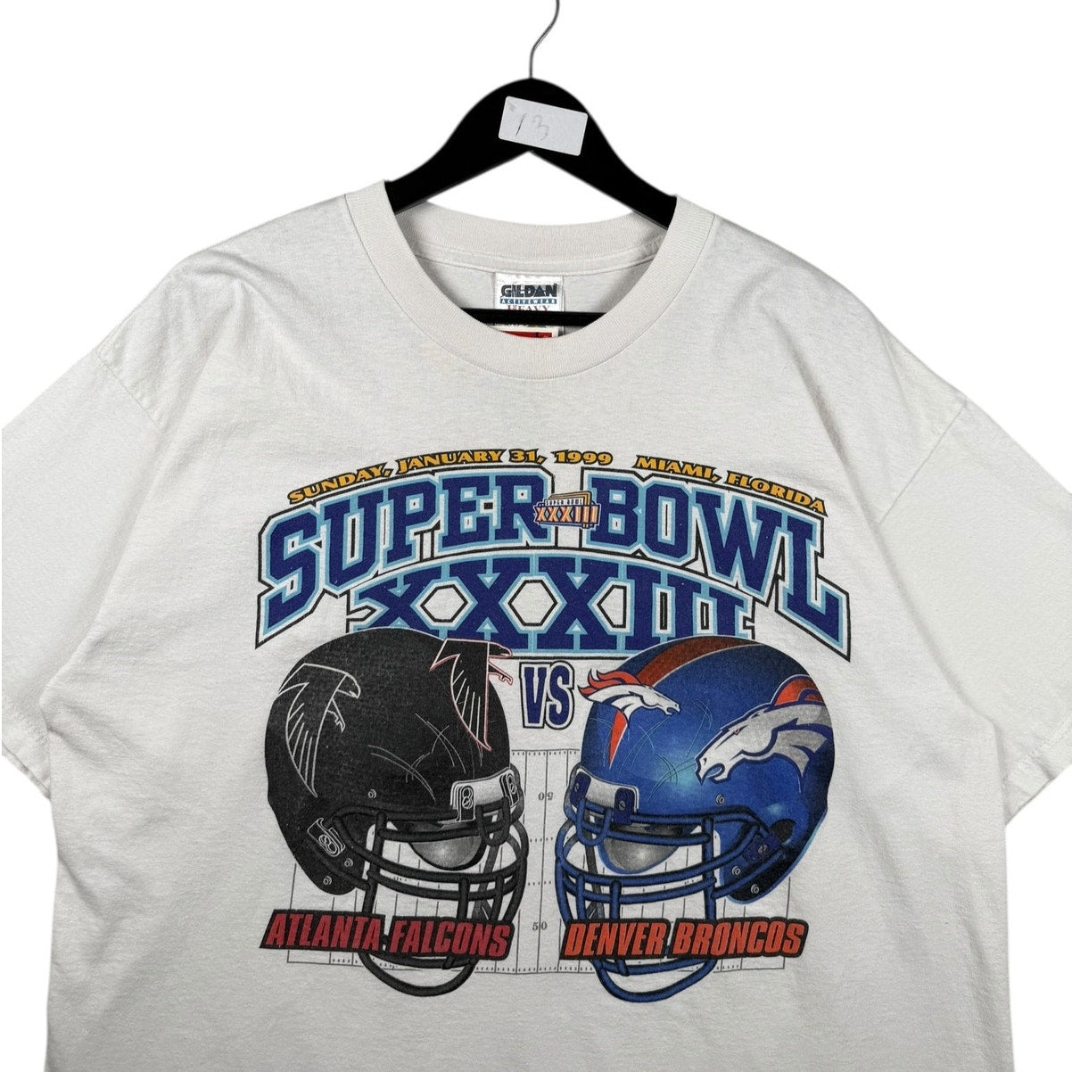 Vintage Super Bowl Atlanta Falcons vs Denver Broncos NFL T-Shirt