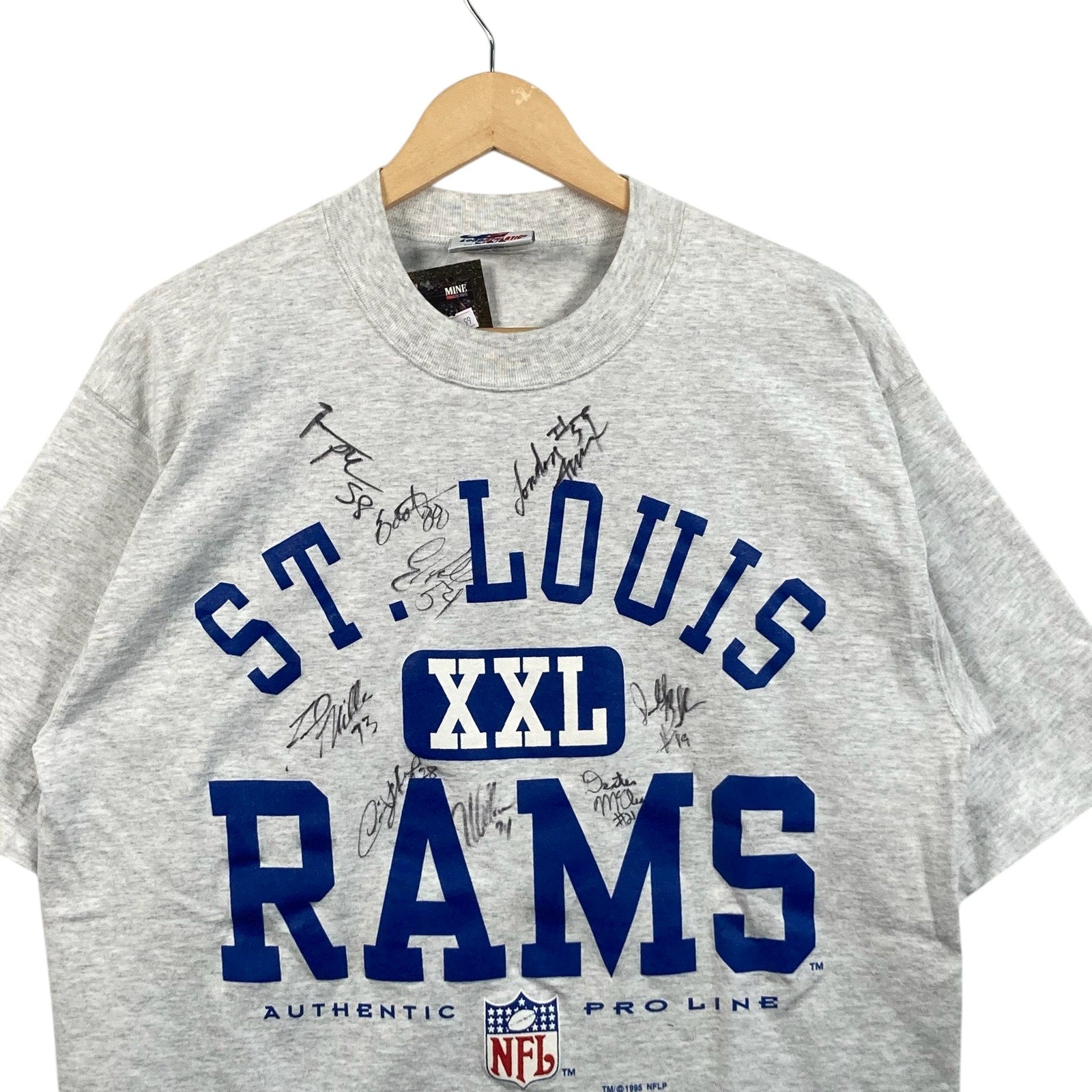 Vintage St. Louis Rams Arch Spellout Autographed NFL Tee