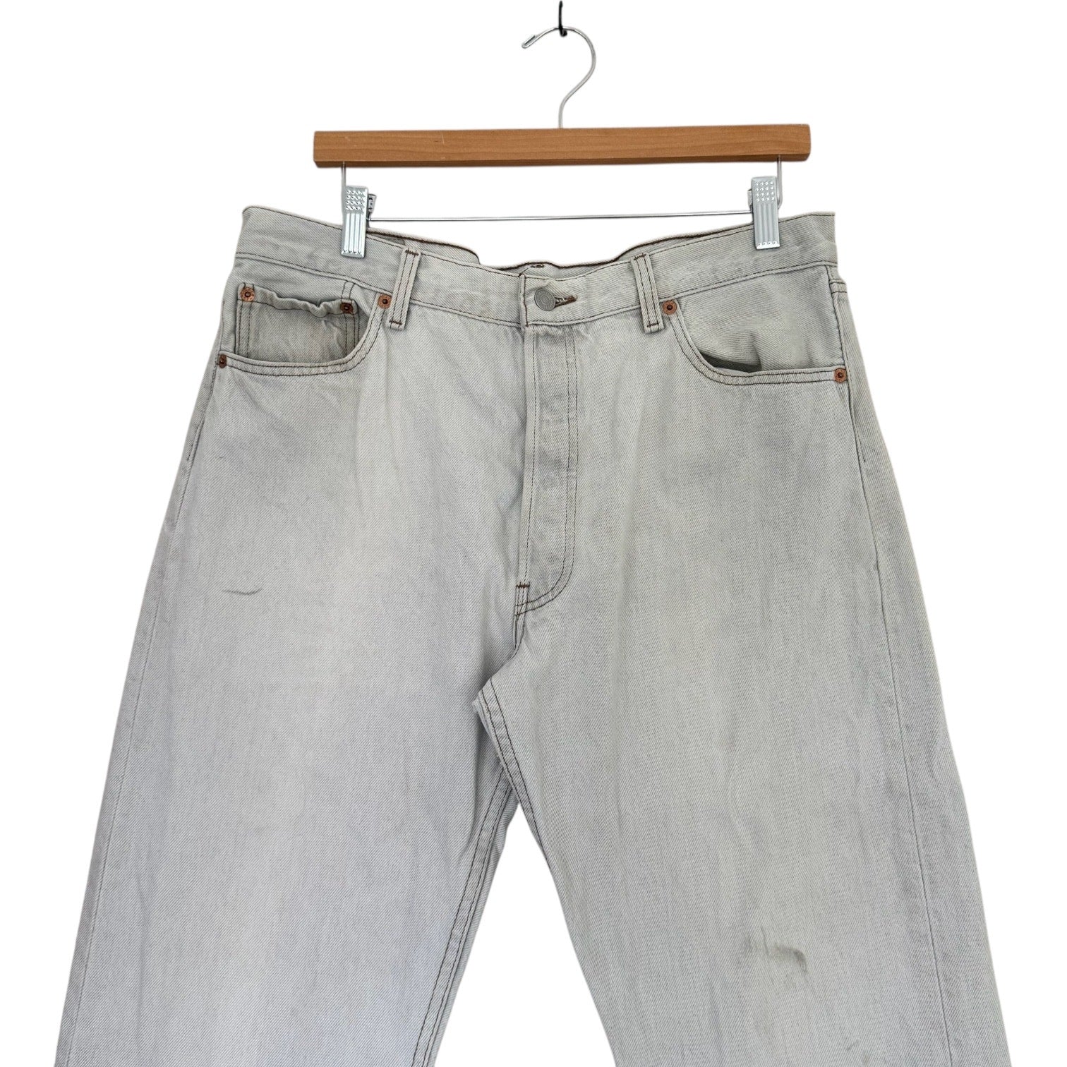 Vintage Levi's 501 Light Wash Straight Leg Jeans 34x29
