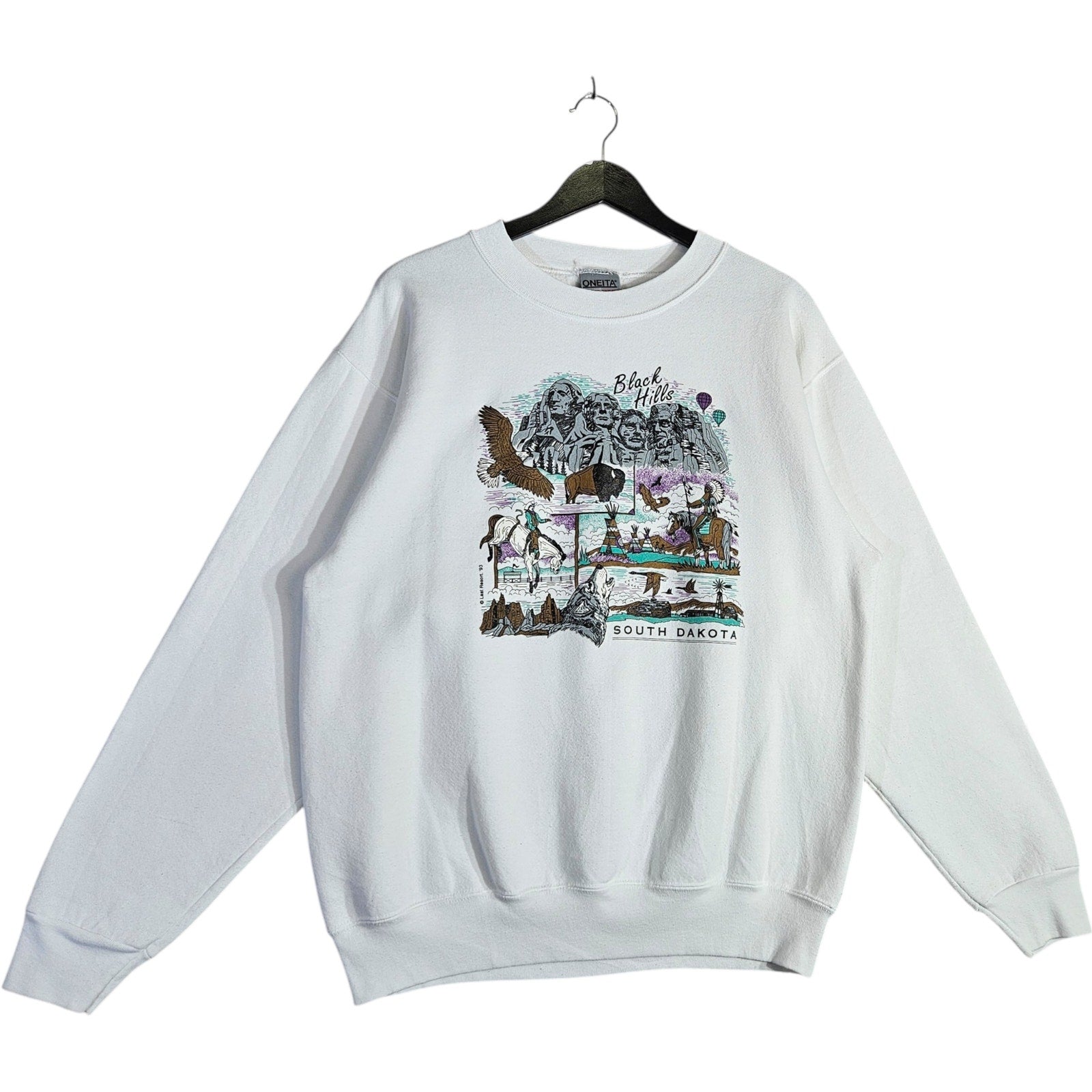 Vintage Black Hills South Dakota Souvenir Crewneck