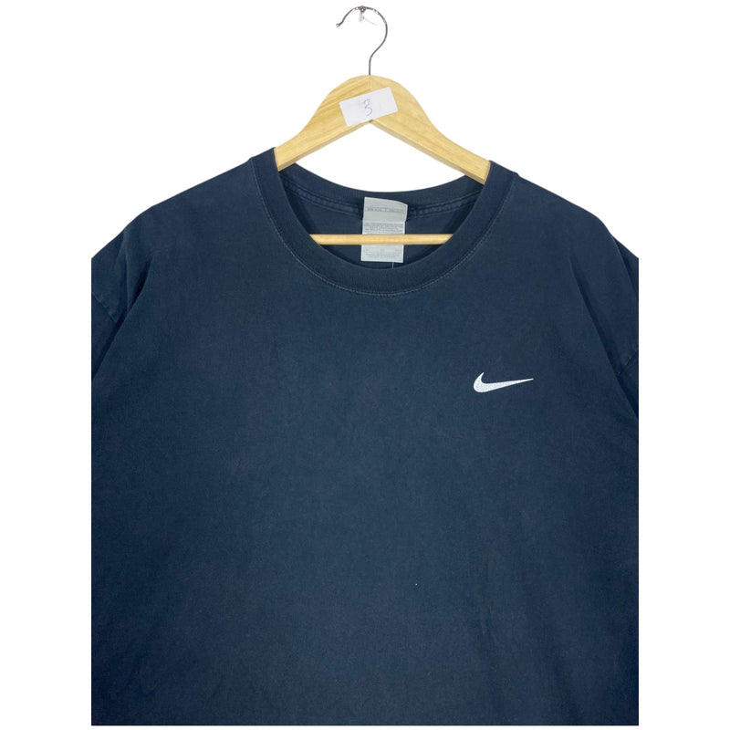 Vintage Nike Solid T-Shirt