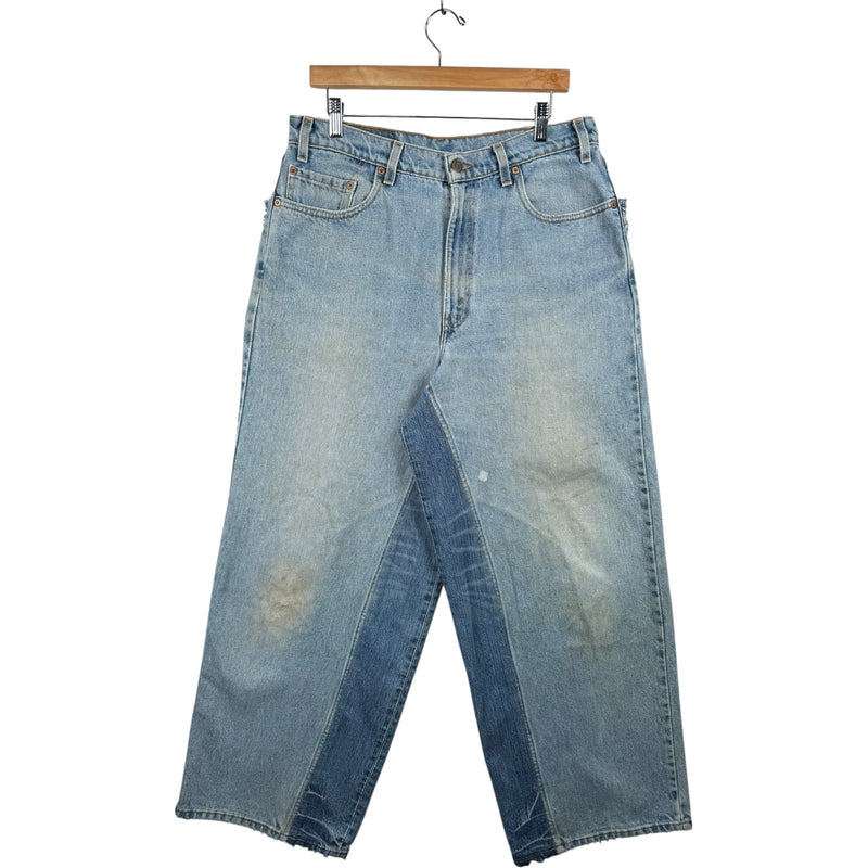 Vintage Levi's 550 Wide Leg Jeans 36