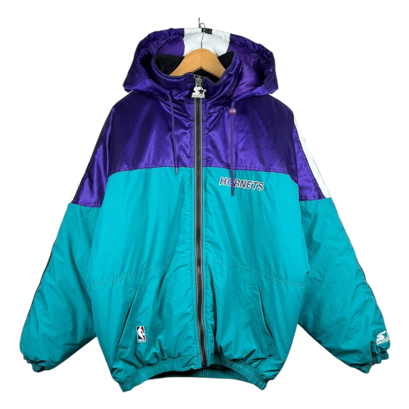 Vintage Starter Charlotte Hornets NBA Hooded Windbreaker