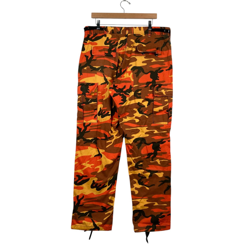Vintage Camouflage Adjustable Cargo Pants 34x30