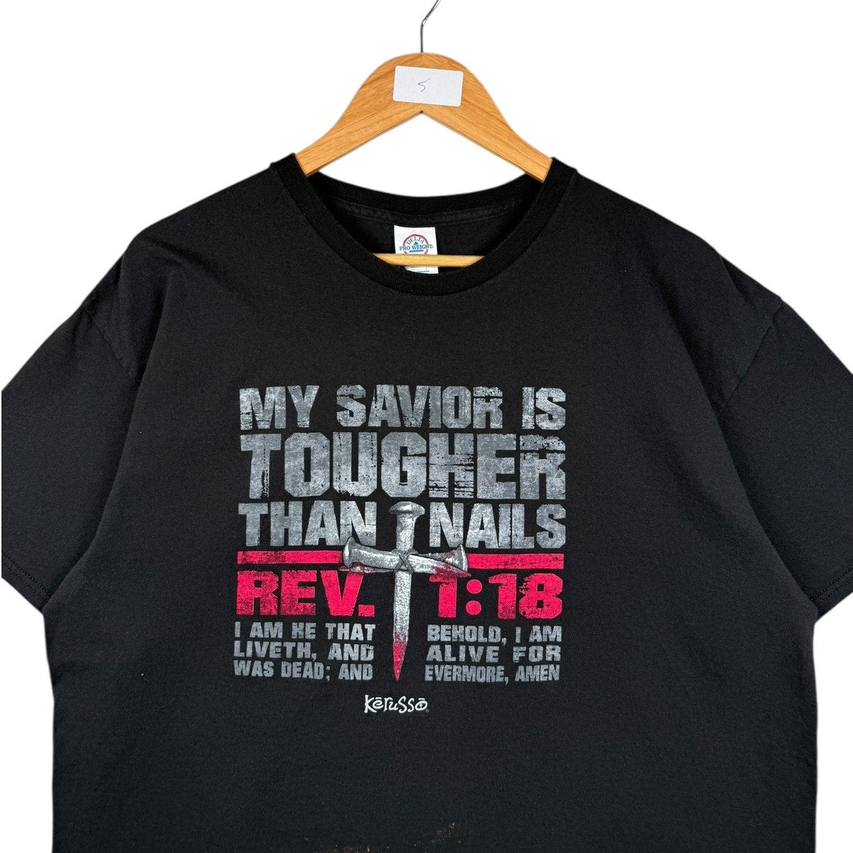Vintage Revelation 1:18 Christian Graphic T-Shirt