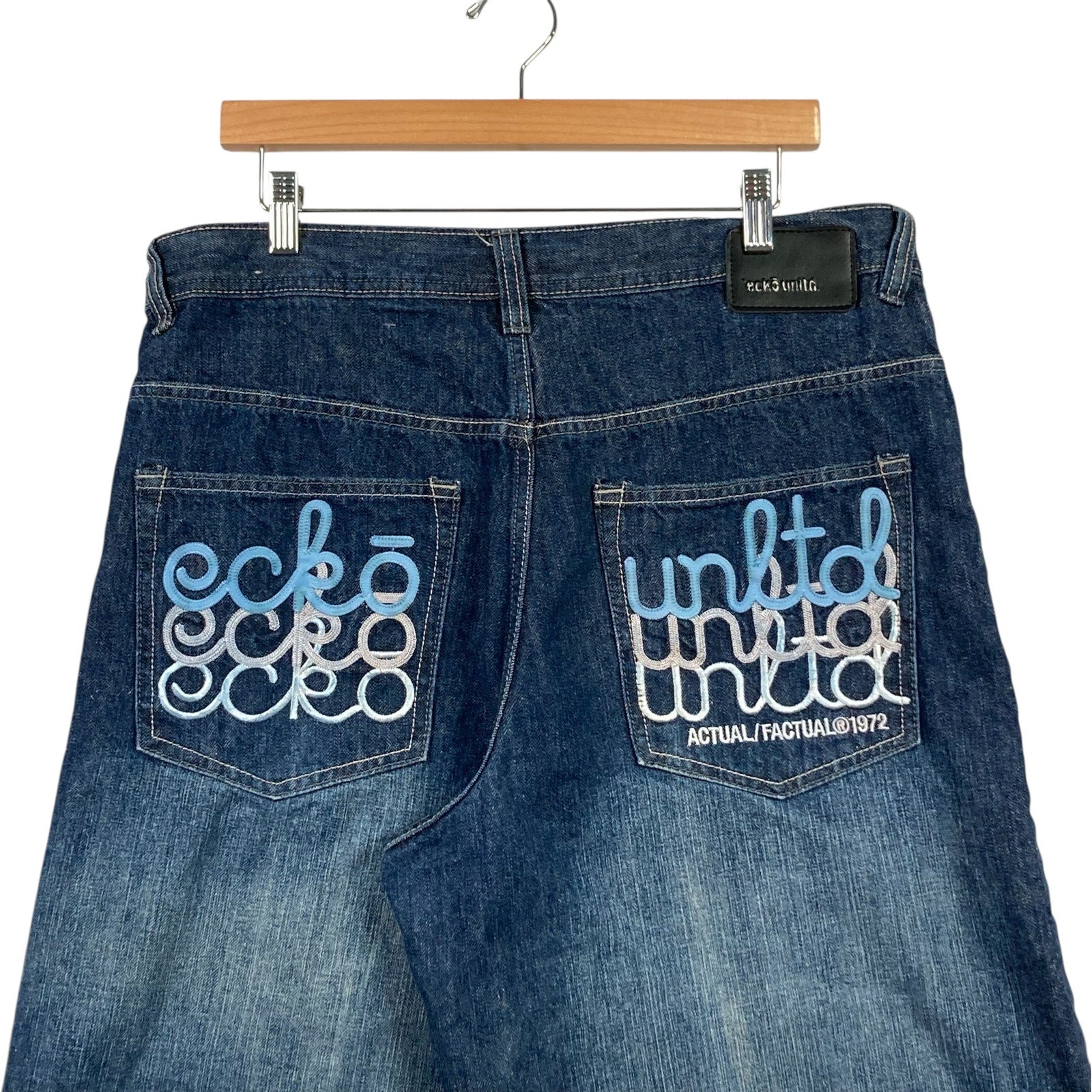 Vintage Ecko Unltd. Baggy Embroidered Denim Shorts 36 x 14