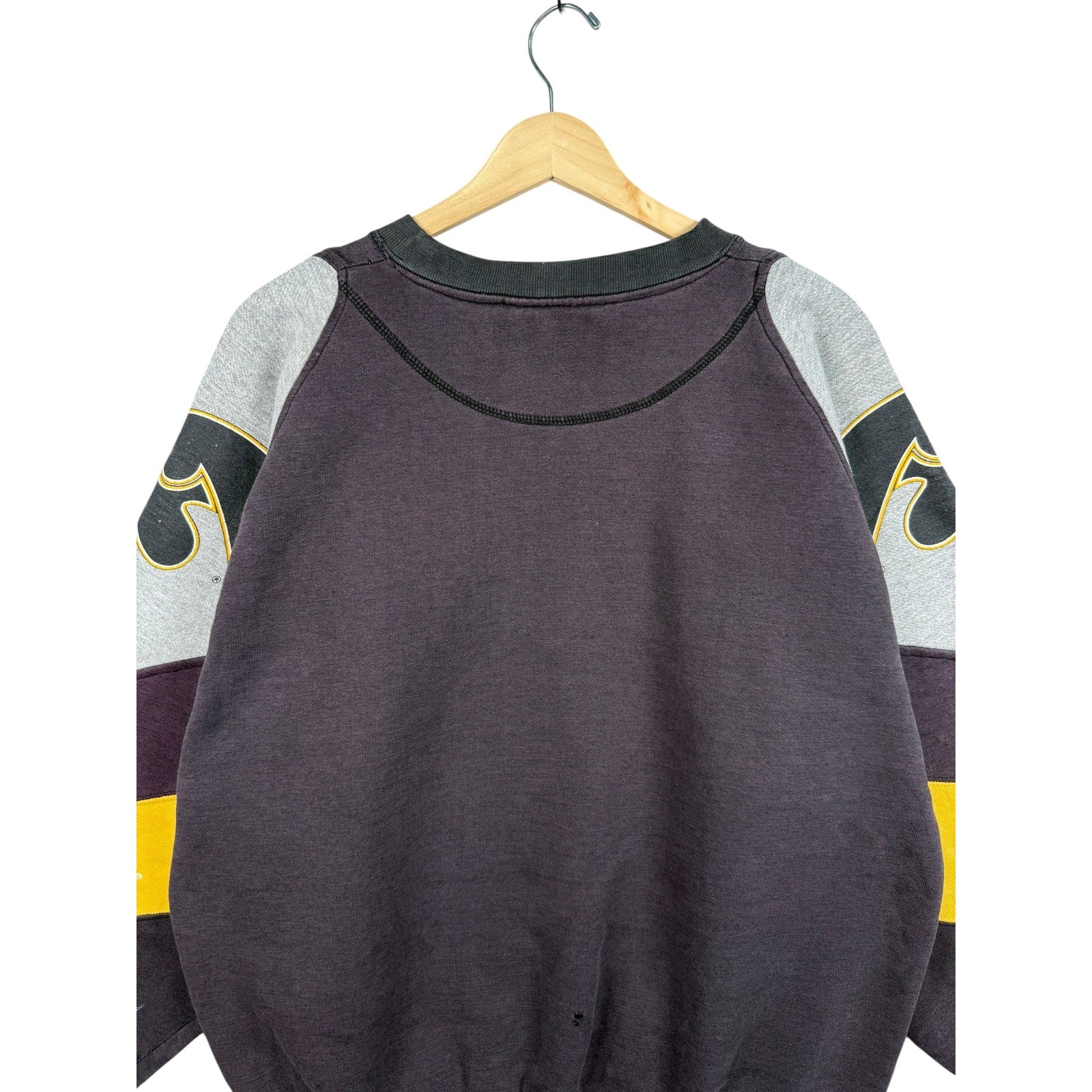 Vintage University Of Iowa Hawkeyes Sweatshirt Crewneck