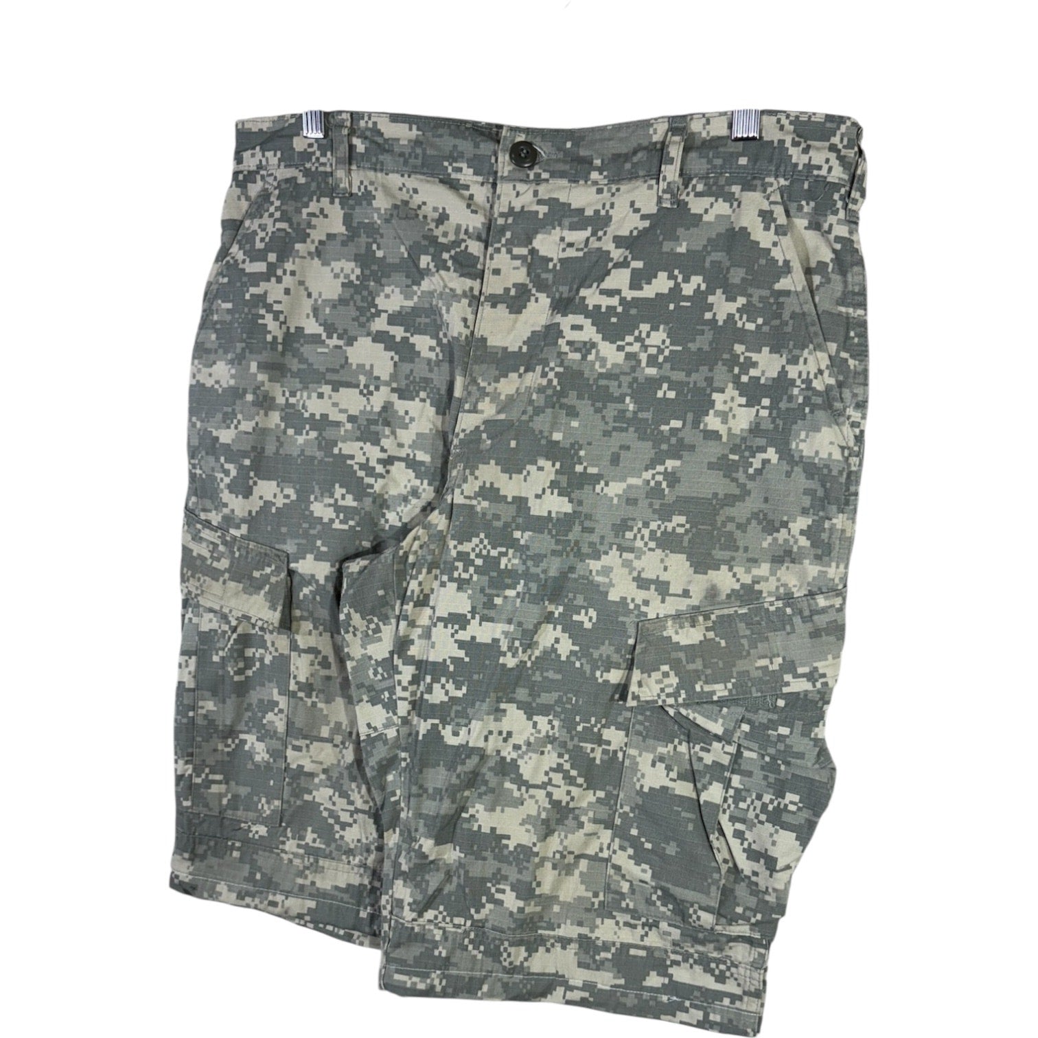 Vintage Digital Camo Adjustable Cargo Shorts 36