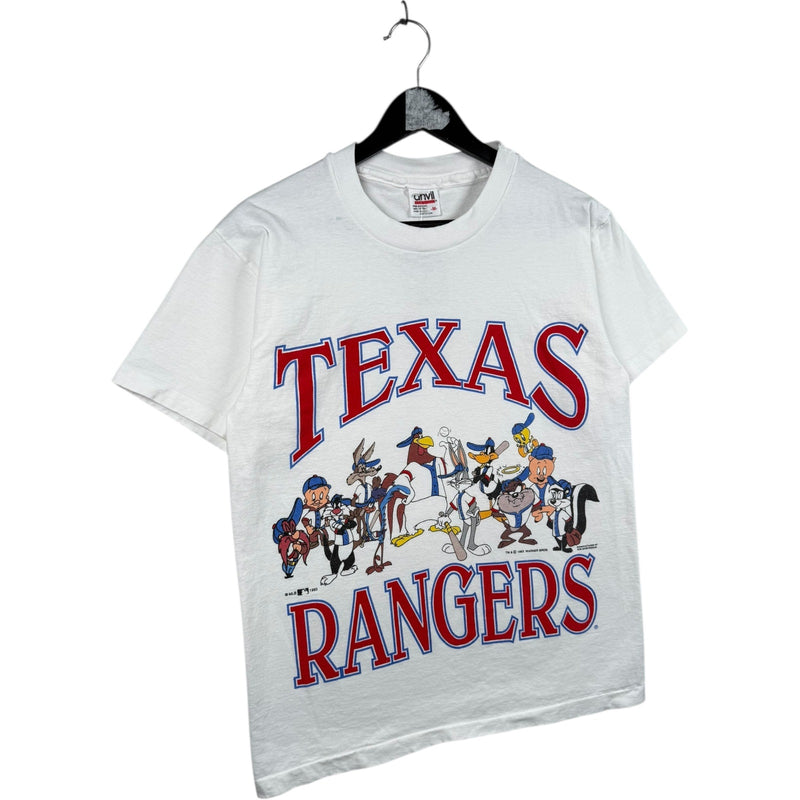 Vintage Texas Rangers Looney Tunes MLB T-Shirt
