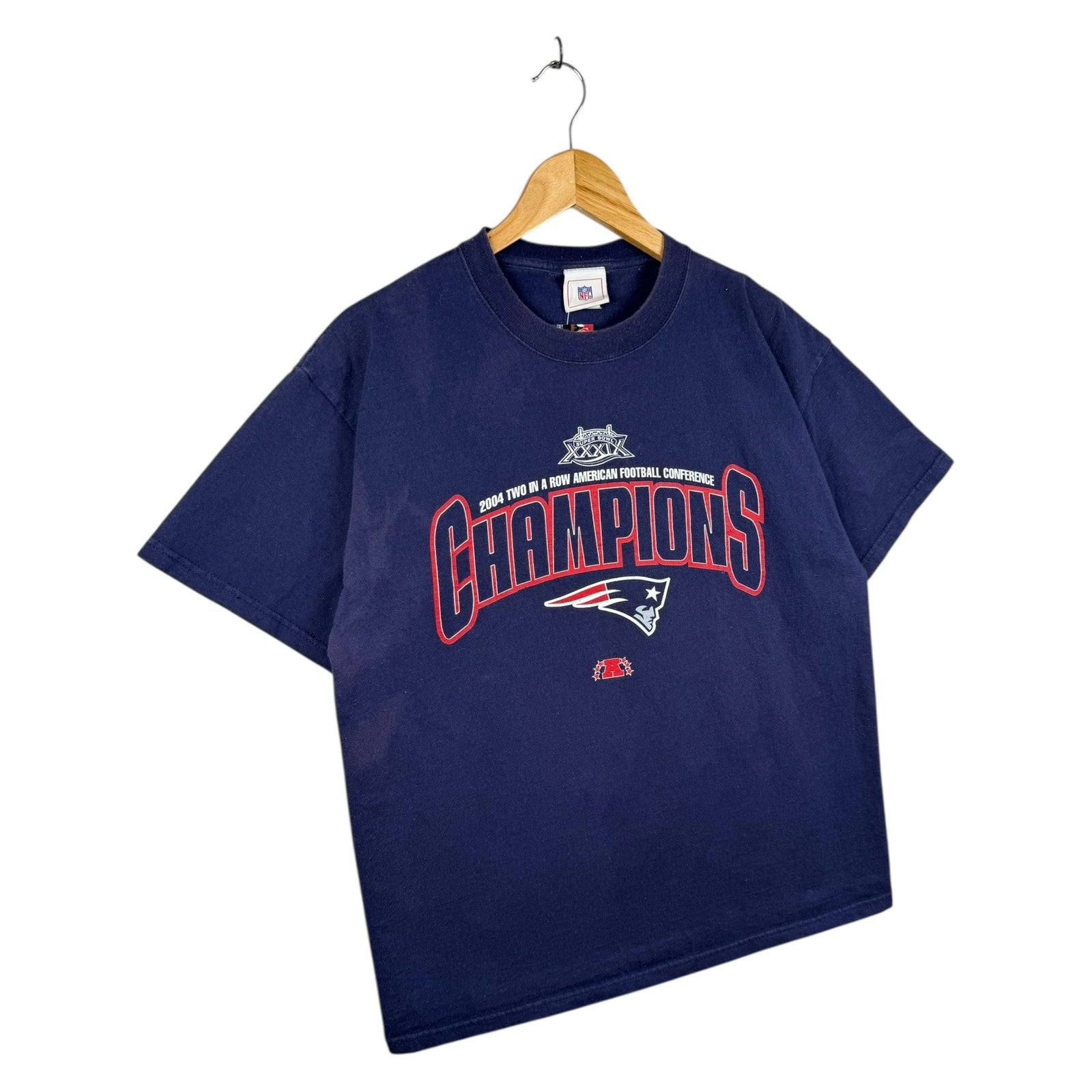 Vintage New England Patriots Champions 2004 NFL T-Shirt