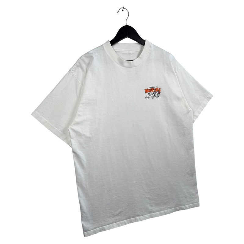 Vintage Hooters Lincoln, NE Mullet T-Shirt