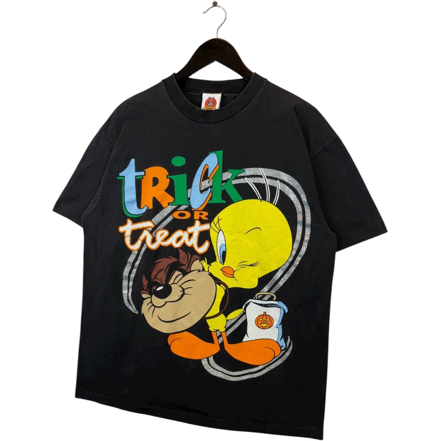 Vintage Looney Tunes Tweety Taz Trick Or Treat T-Shirt