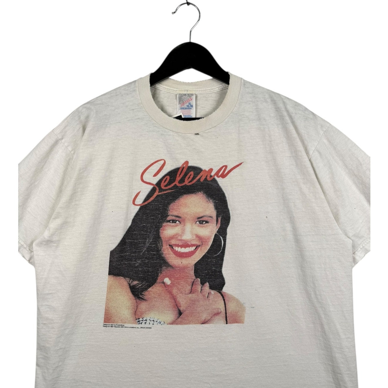Vintage Selena Portrait Graphic 90s T-Shirt