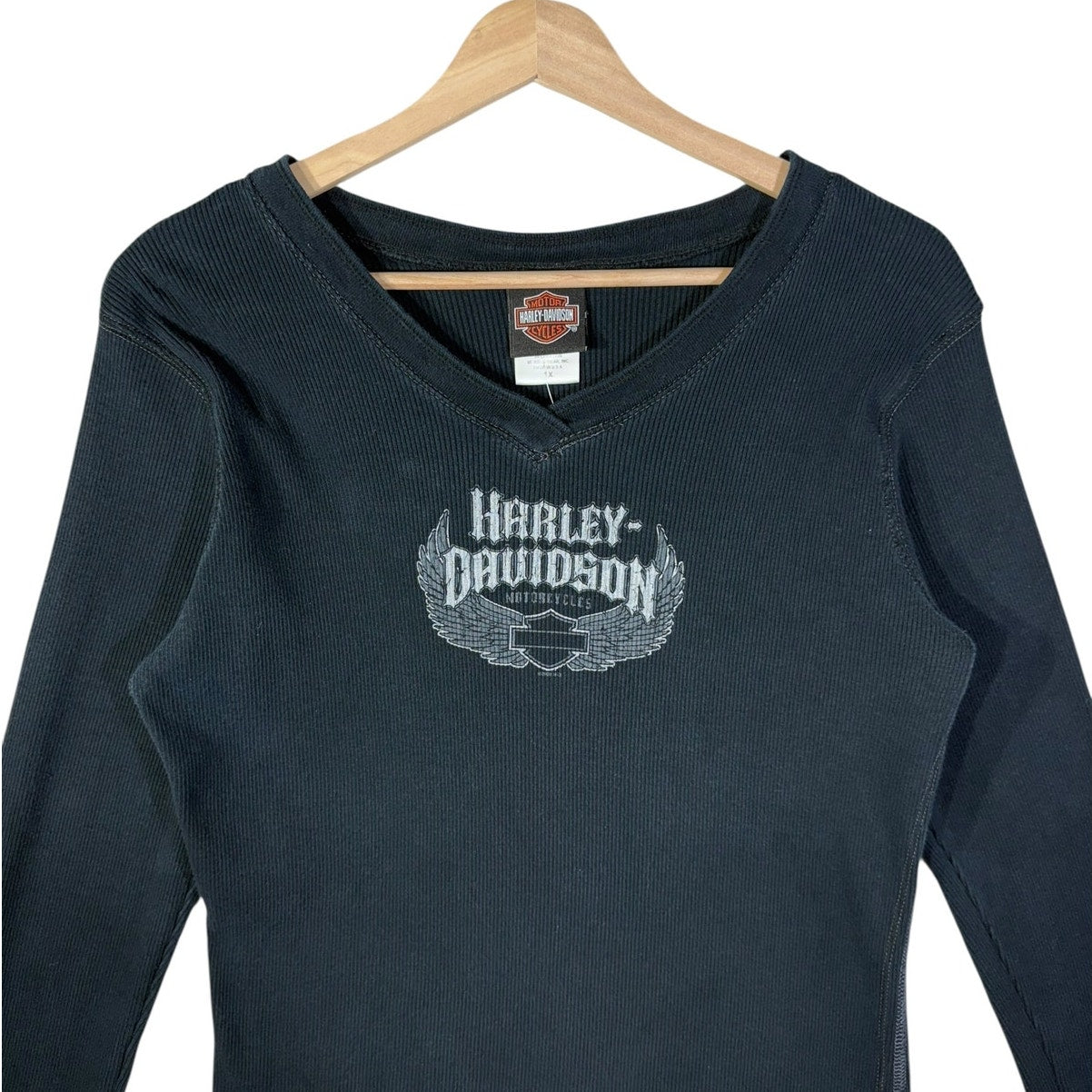 Vintage Women's Harley-Davidson V Neck Long Sleeve T-Shirt