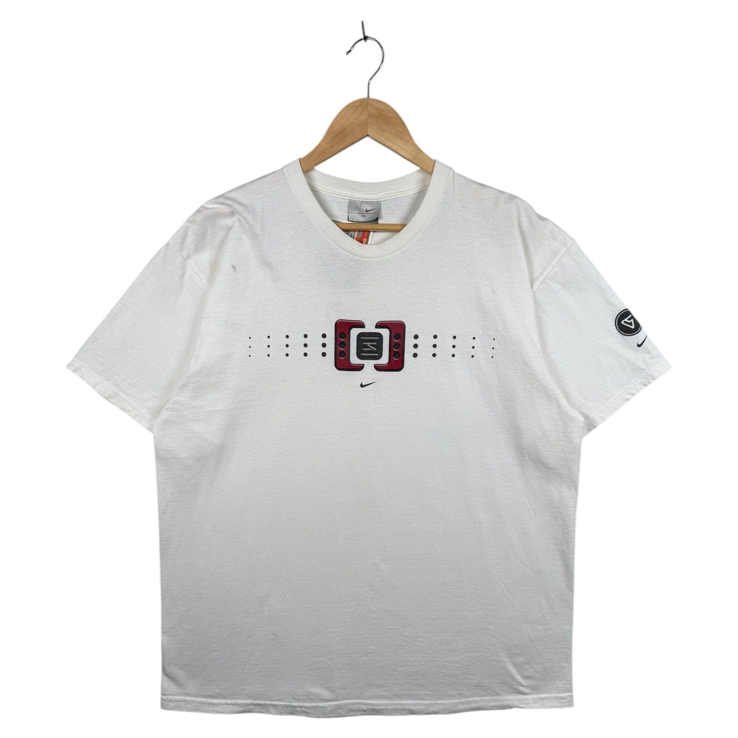 Vintage Nike Graphic Logo T-Shirt