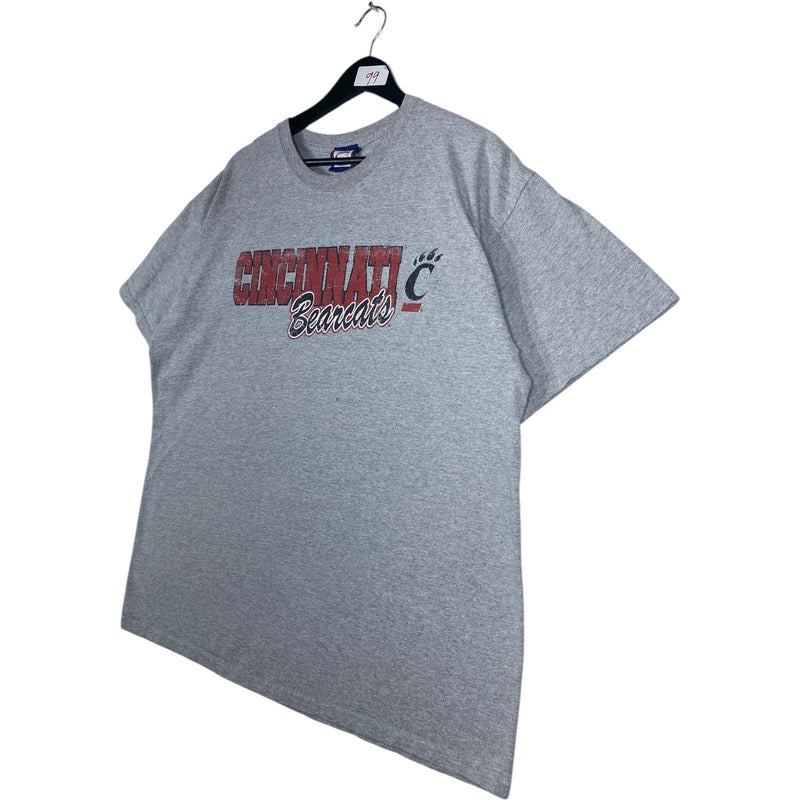 Vintage University Of Cincinnati Bearcats NCAA T-Shirt