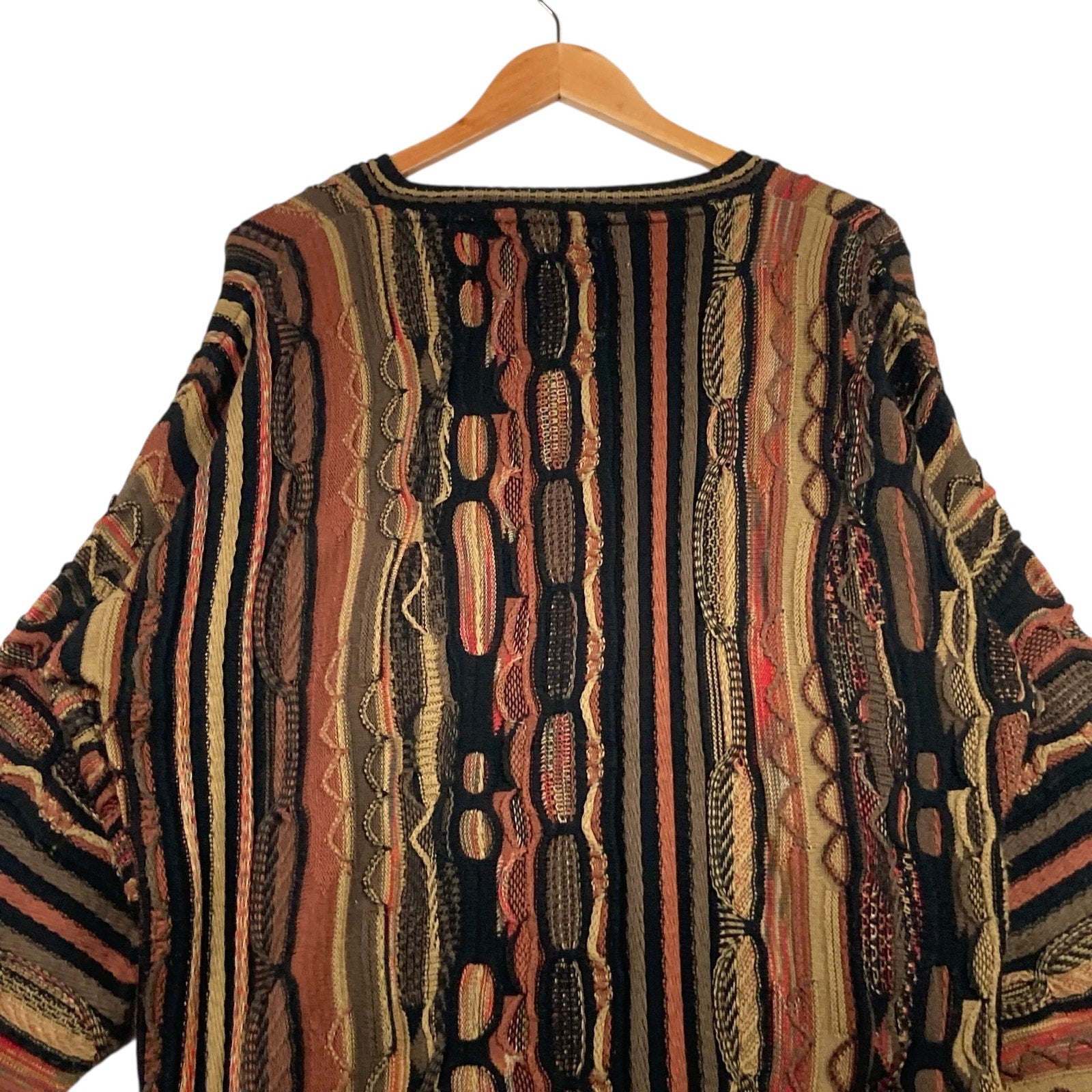 Vintage Protege 3D Knit Textured Pullover Sweater