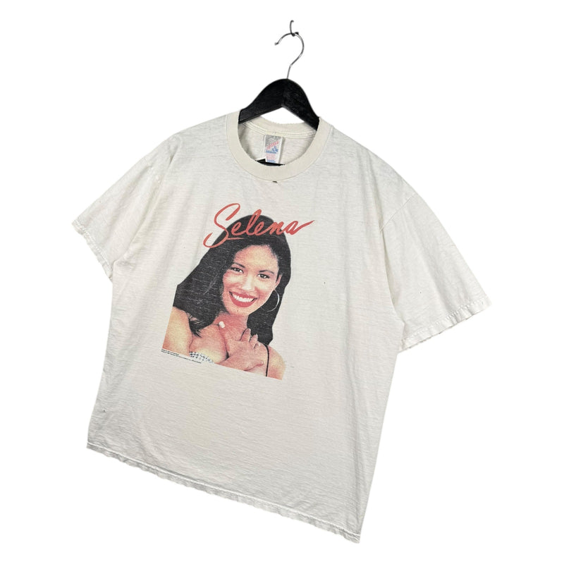 Vintage Selena Portrait Graphic 90s T-Shirt