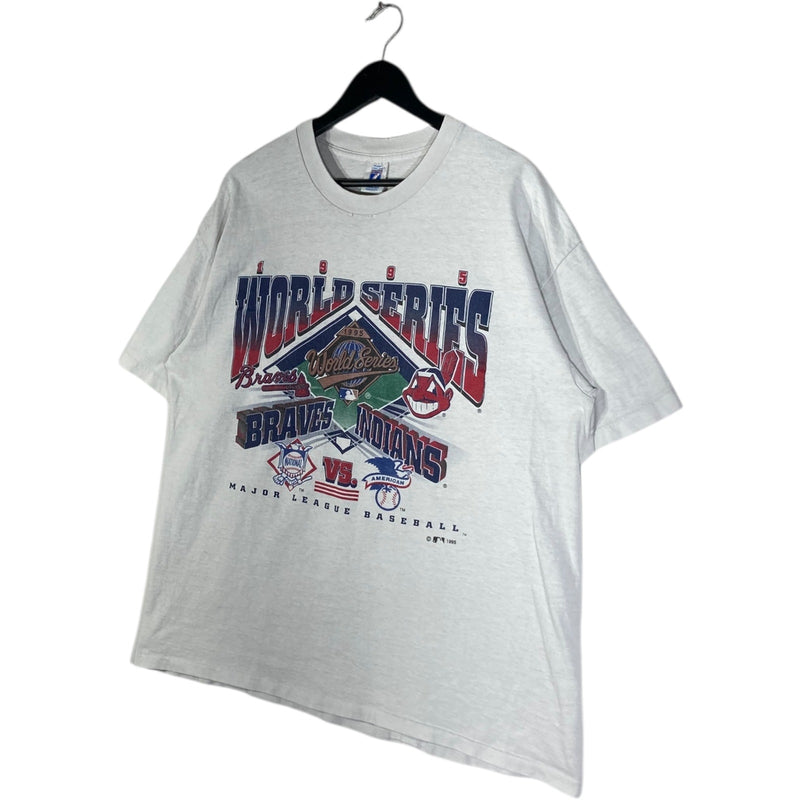 Vintage MLB World Series Braves Indians T-Shirt