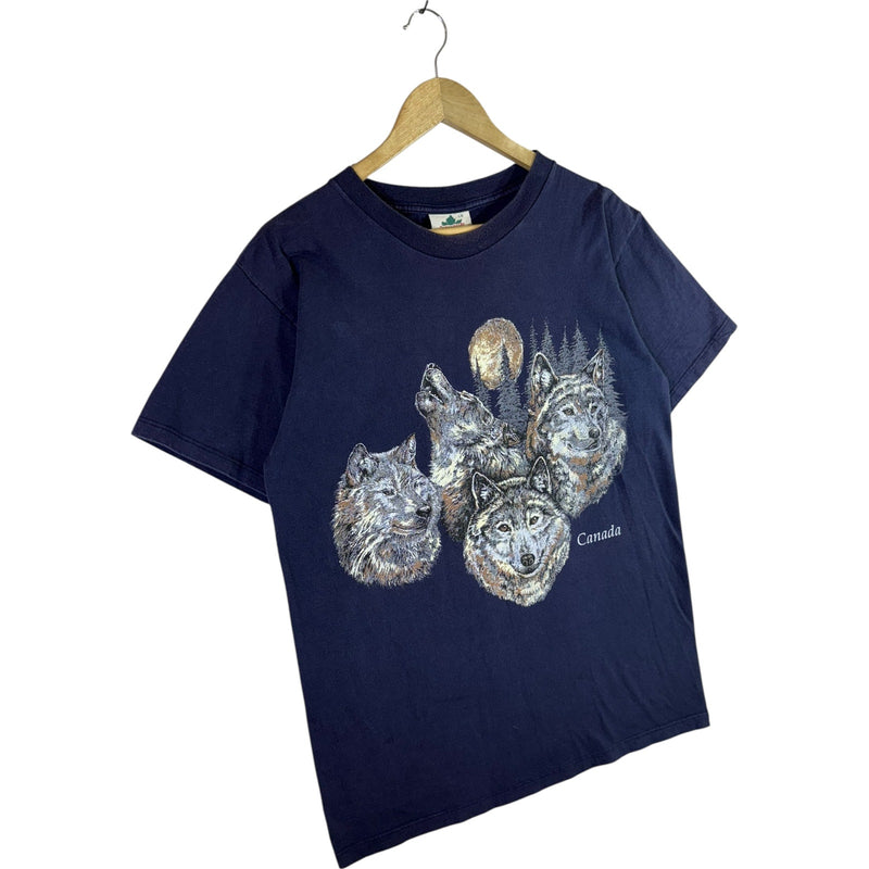 Vintage Canada Wolves Graphic T-Shirt