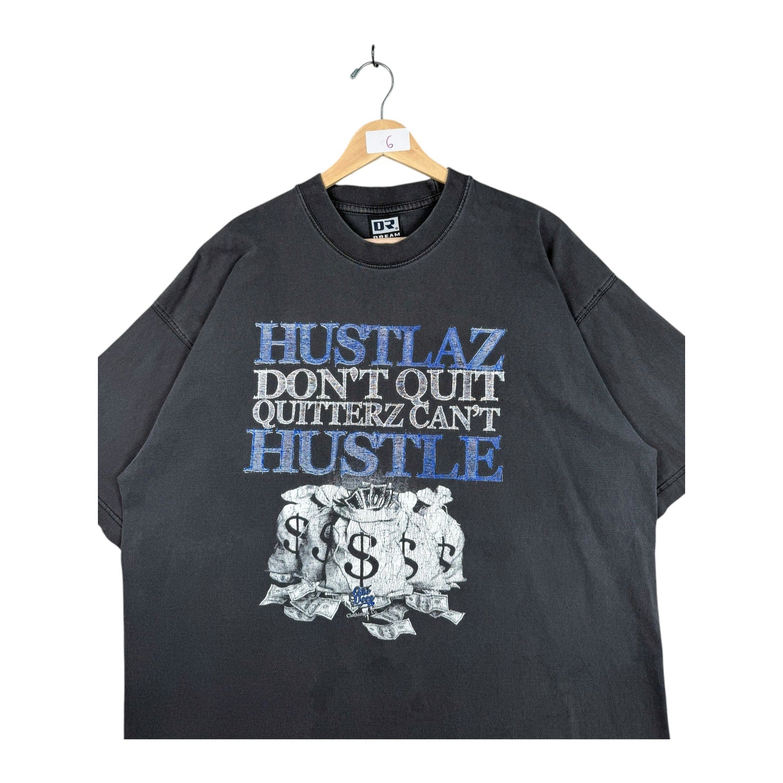 Vintage Hustlaz Don’t Quit Quitterz Can’t Hustle T-Shirt