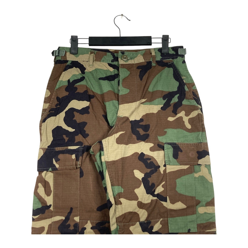 Vintage Camo Cargo Shorts 30