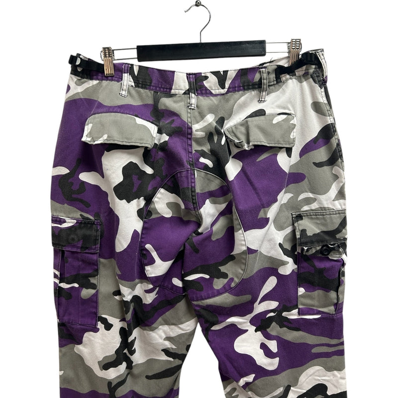 Vintage Military Surplus Camouflage Cargo Pants 35x30