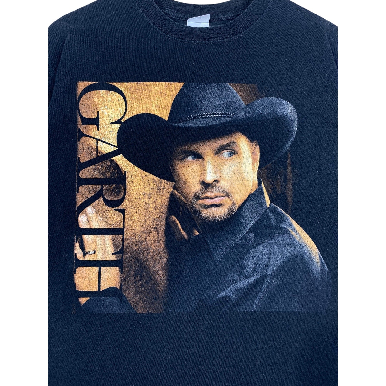 Vintage Garth Brooks Ultimate Hits T-Shirt '08