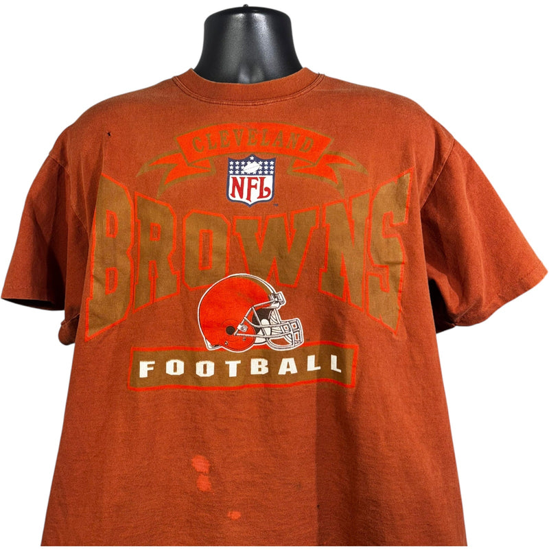 Vintage NFL Cleveland Browns Football Spell Out Tee