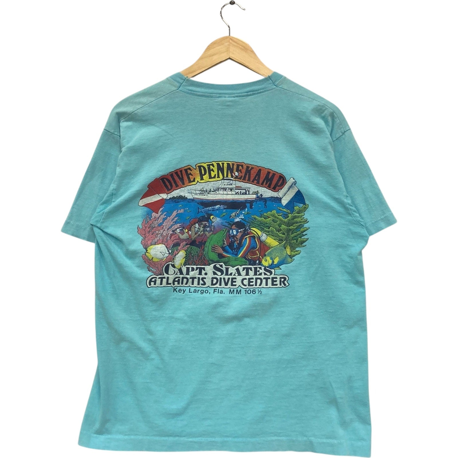 Vintage Captain Slates Atlantis Dive Center Pocket Tee