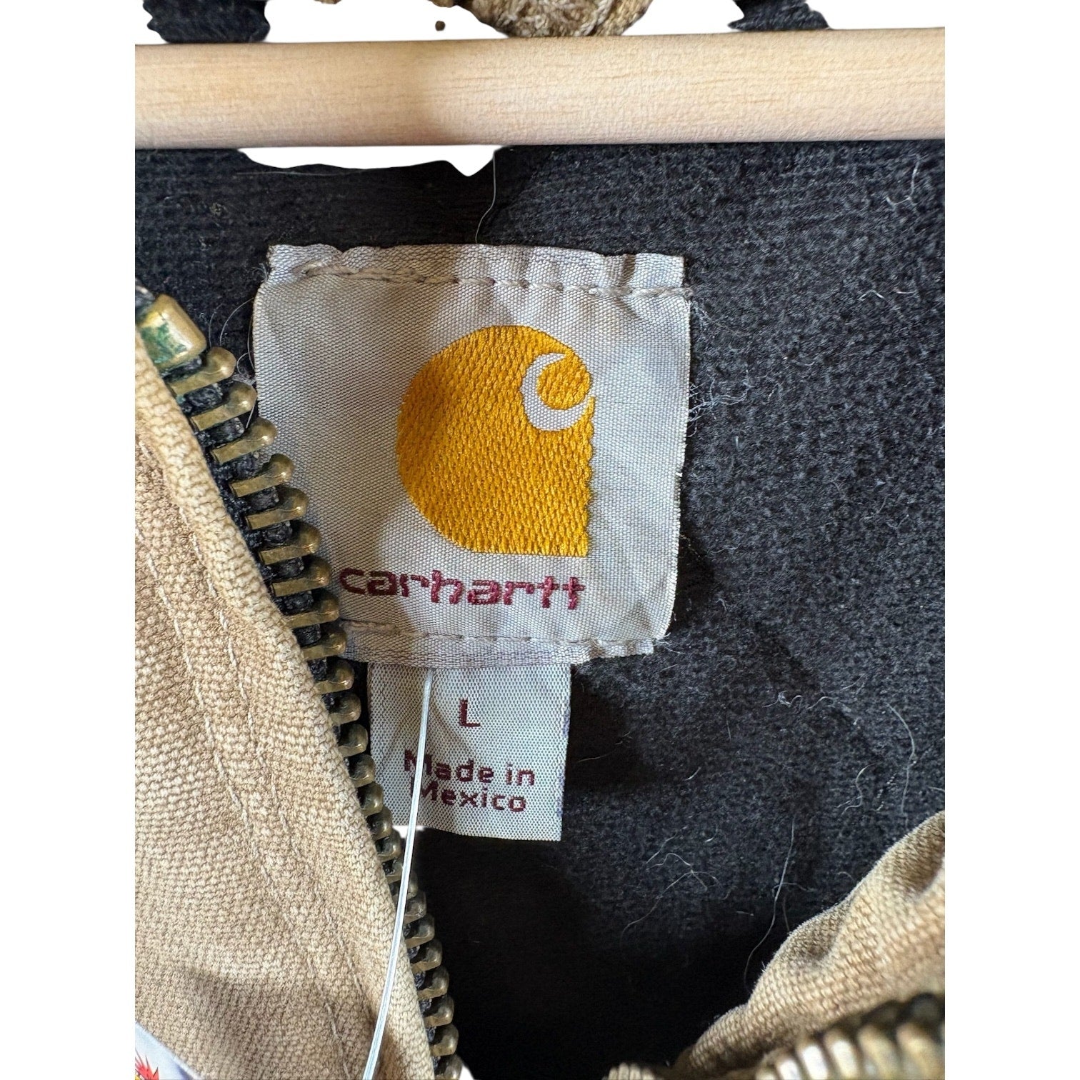 Vintage Carhartt Insulated Active Hoodie Full Zip Workwear Jacket