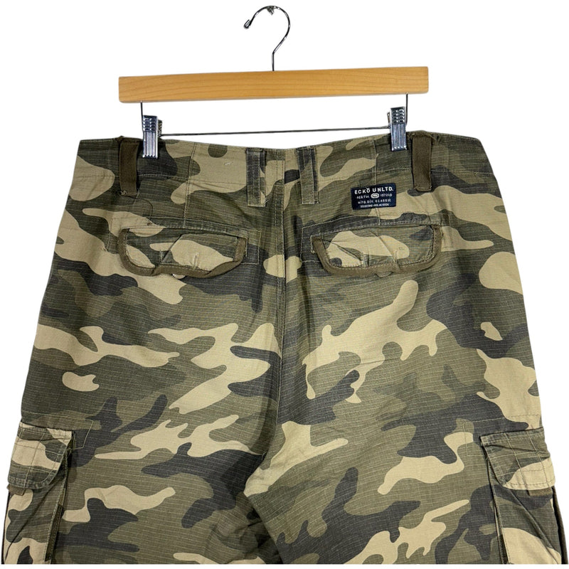Vintage Y2K Ecko Unlimited Camo Cargo Shorts 34x12